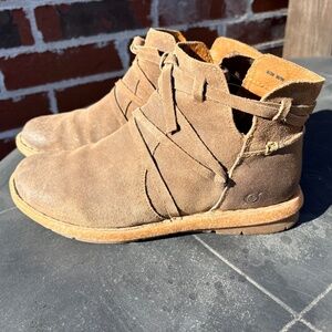 Share Born Tarkiln Women's Ankle Bootie Brown Zip Leather Wrap Laces Comfort 8M